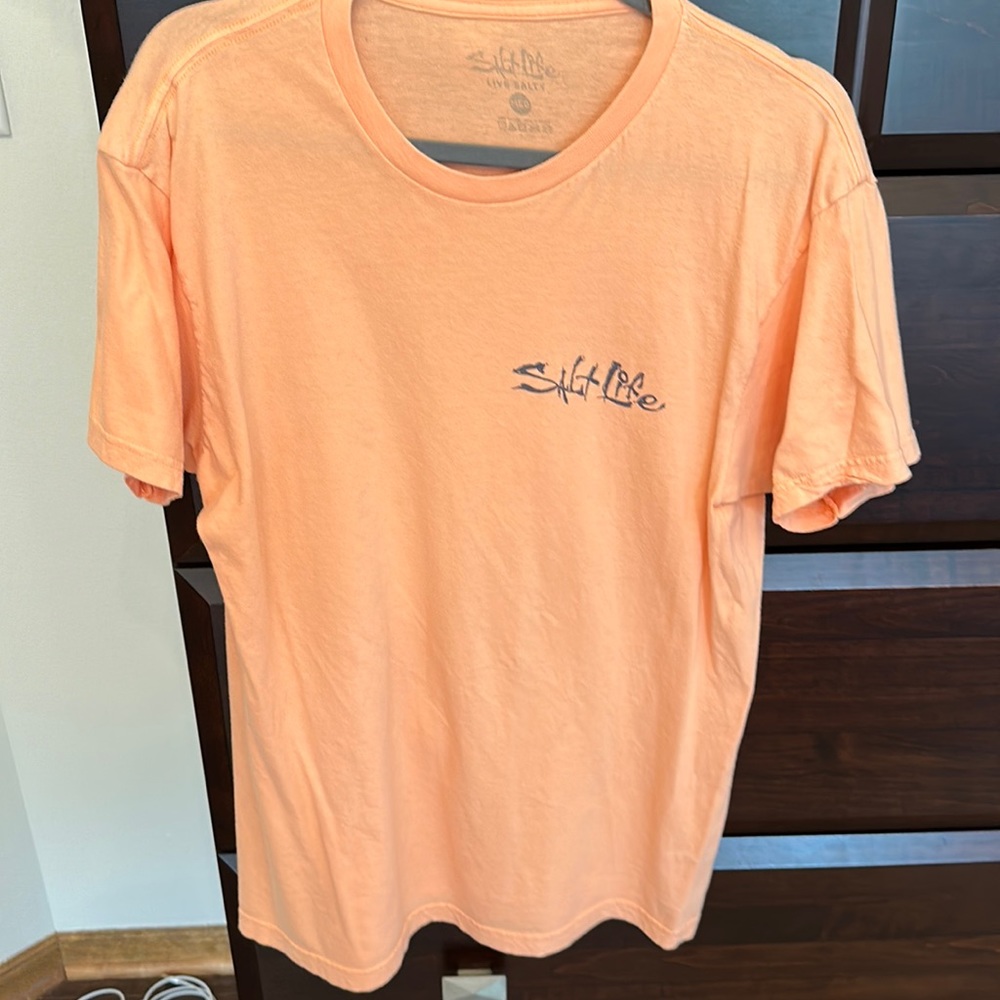 Like new!  Salt life t-shirt